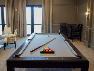 billiards commercial room