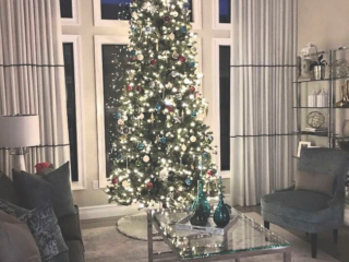 christmas tree living room interior design