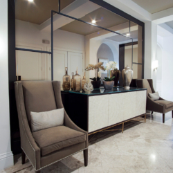 large mirror and seating area design