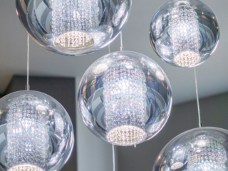 luxurious entry way lighting