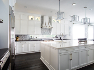 white cabinets kitchen